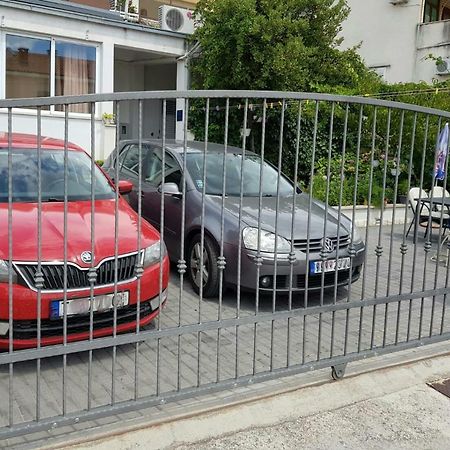Apartments Centar - Mirjana Makarska Dış mekan fotoğraf