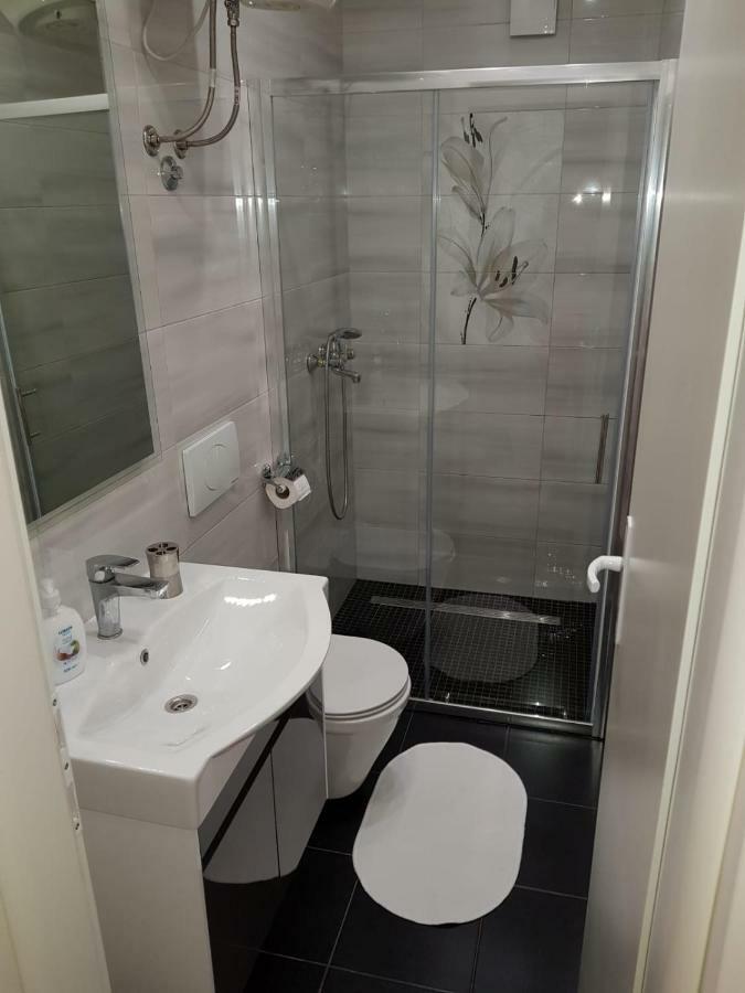 Apartments Centar - Mirjana Makarska Dış mekan fotoğraf
