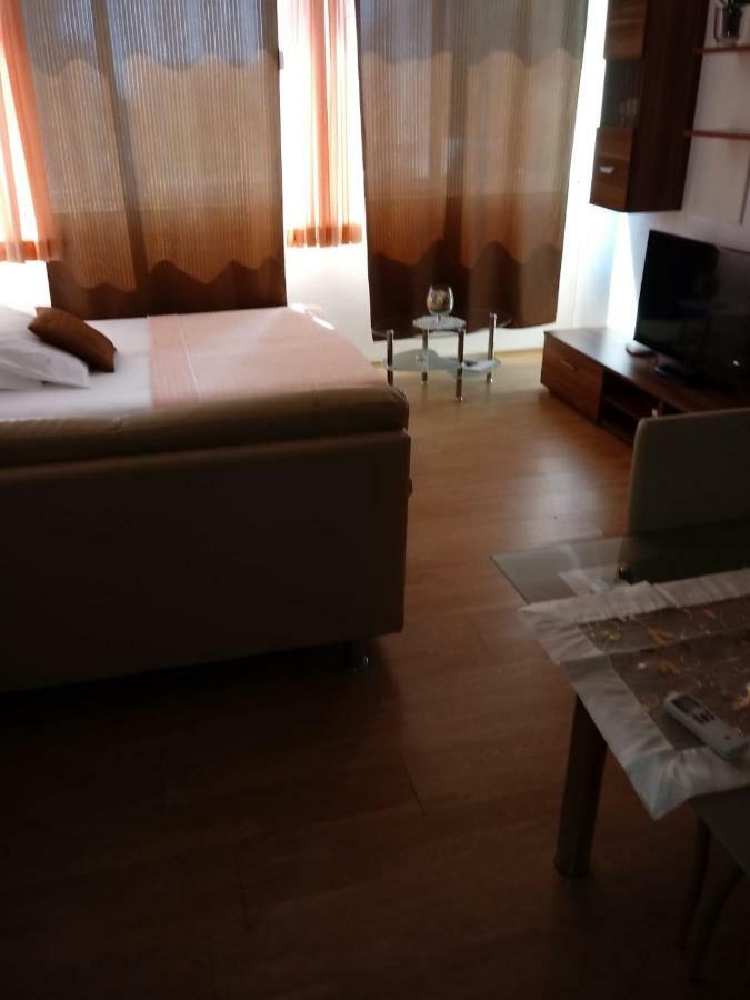 Apartments Centar - Mirjana Makarska Dış mekan fotoğraf