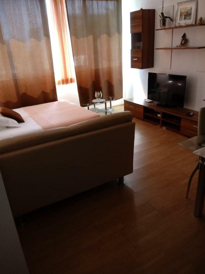 Apartments Centar - Mirjana Makarska Dış mekan fotoğraf