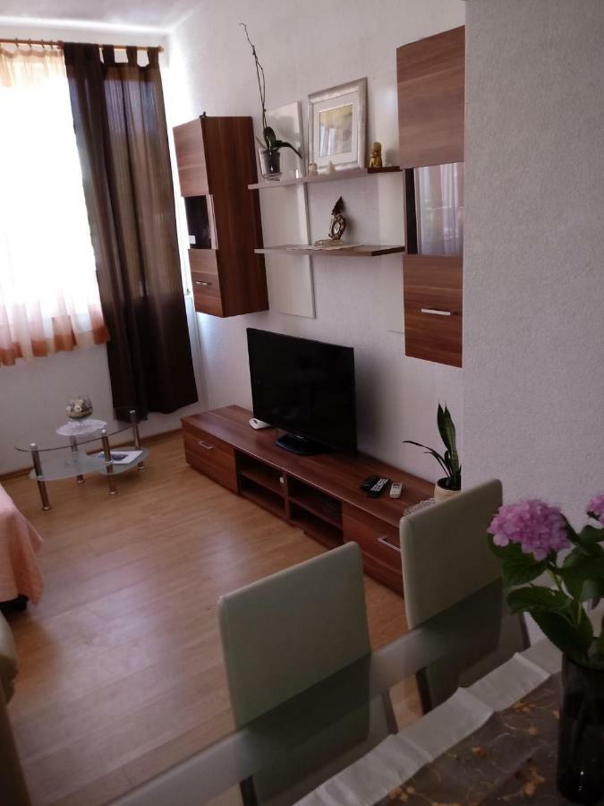 Apartments Centar - Mirjana Makarska Dış mekan fotoğraf